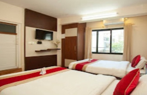 Madhyapur Thimi Hotel | MeroStay 022 Hotel Royal Kusum
