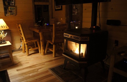 Buena Vista Cabina | Merrifield Homestead Cabins & Hotsprings