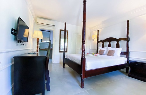 Negril Hotel | Merrils Beach Resort II