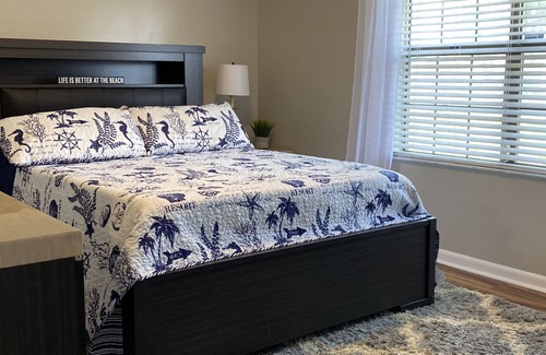 Indianola Estates Casa | Merritt Island Manor Home with Pool and Outdoor Bar 10 Minutes to Beaches