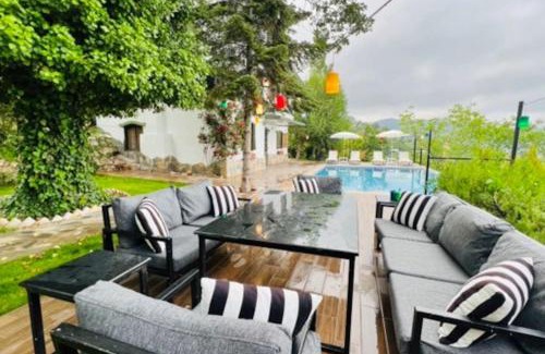 Erdemli Chalet De Esquí | Mersin Özel Havuzlu Jakuzili Villa Sinap