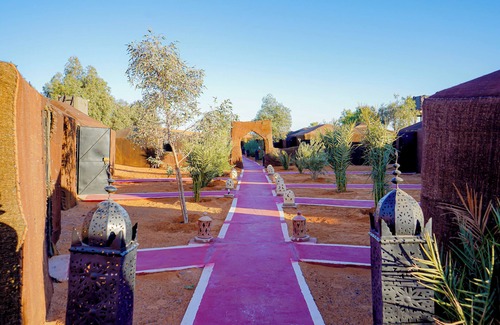 Taouz Alquiler De RV | Merzouga Family Desert Camp & Camel Trekking