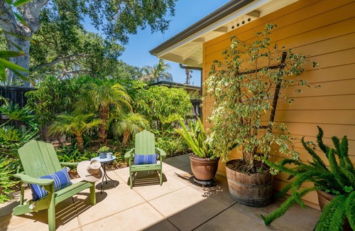 West Mesa Casa | Mesa Bliss - Tropical Oceanside Guest House on the Mesa