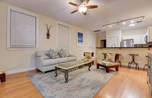 Historic Seaport Apartamento | Mesa House Uno by Brightwild Perfect Location