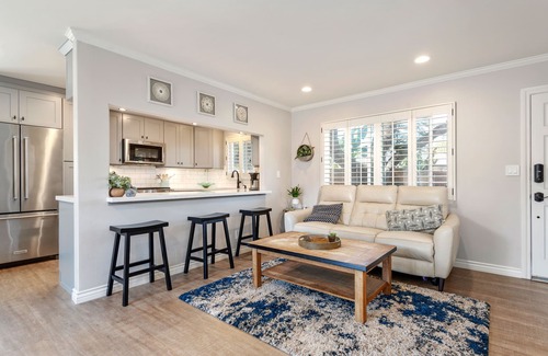 West Mesa Casa | Mesa Jewel: Private 3BR Home w/ Hot Tub, Yard & Walk to Beach