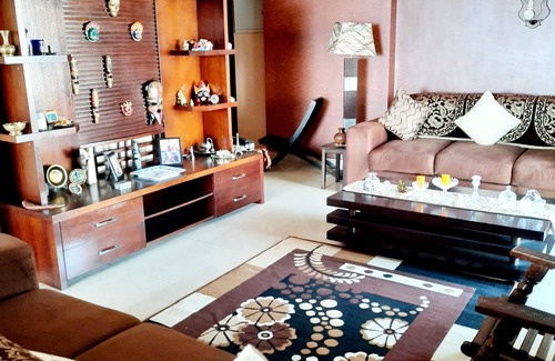 Jadavpur Apartamento | Mesmerising view...Golf course, Gardens , Water bodies,City from 32nd floor.
