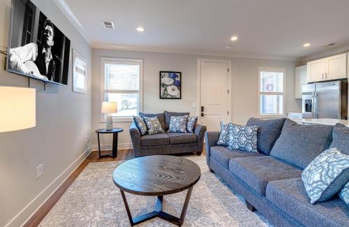 Melrose Casa | Mesmerize Melrose - 5 Mins to Broadway - Rooftop Deck