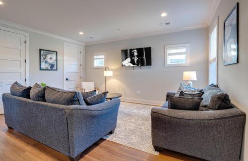 Melrose Casa | Mesmerize Melrose - 5 Mins to Broadway - Rooftop Deck