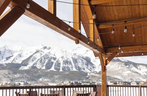Crested Butte Chalet De Esquí | Mesmerizing Vistas- Limitless Summer and Winter Outdoor Activities