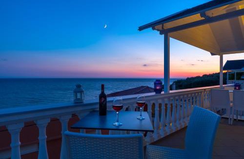 Lygia Hotel | Mesogeios 2000