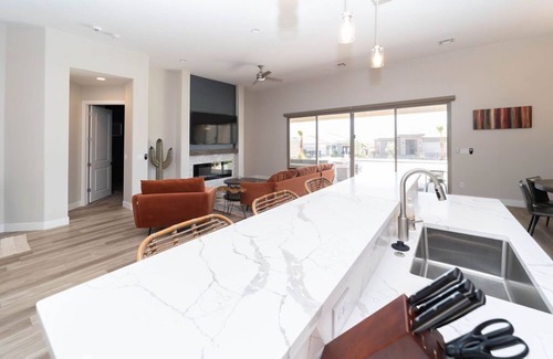 Mesquite Casa | Mesquite Retreat with great patio, pool, and putting green!