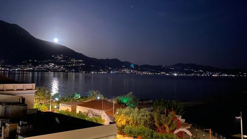 Kalamata Apartamento | Messéiad