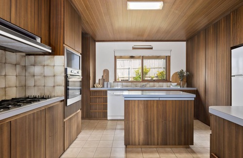 Queenscliff Cabaña | Message to enquiry how you can have a few nights stay for FREE !