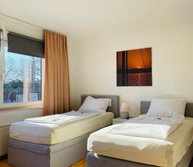 Muelheim Apartamento | Messe Apartment am Rhein
