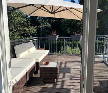 Holsterhausen Apartamento | MESSE, Uniklinikum, Grugapark - Charmante Wohnung mit Dachterrasse in guter Lage