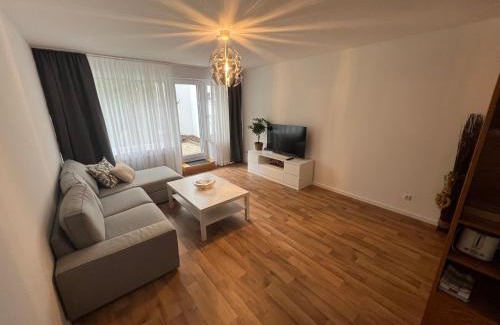 Tiefenbroich Apartamento | Messenahe Moderne Zwei-Zimmer-Wohnung 42qm