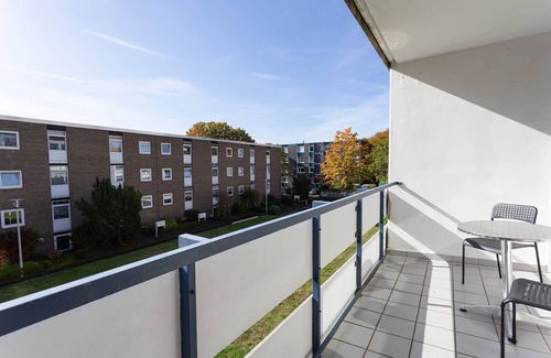 Erkrath Apartamento | Met01 - Monteurwohnung mit Balkon in Erkrath-hochdahl, 70 qm, 2 Schlafzimmer, 1 Wohnzimmer, Max. 4 Personen