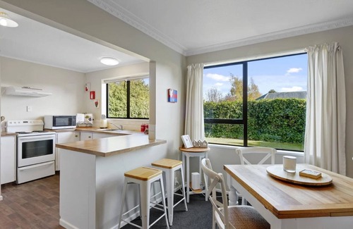 Methven Casa | Methven MtHutt/Opuke big house-private,fenced,5 min walk to centre, pet-friendly
