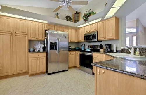 Long Meadow Casa | Meticulously Maintained Rotonda Pool Home