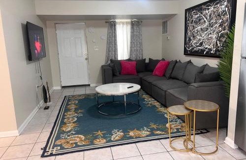 Newark Apartamento | Metro haven 3 KINGs Bed 5 mins from EWR NYC
