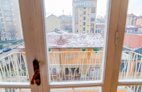 Parella Apartamento | Metro Line, AC, gruppi, CASA WHITE METRO