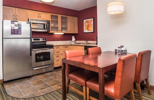 North Mountain Apartamento | Metro PHX Upstairs 2bd sleeps 6 modern design best location amenities