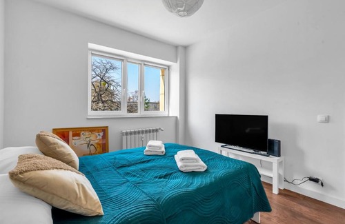 Muranow Apartamento | Metro Ratusz Arsenał Homely Apartment