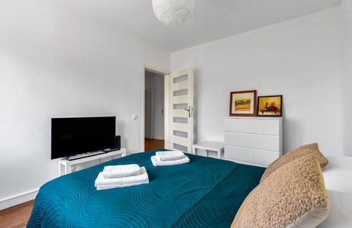Muranow Apartamento | Metro Ratusz Arsenał Homely Apartment