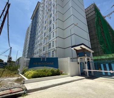 Las Pinas Apartamento | Metrotowne PHINMA Las Pinas