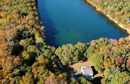 Green Creek Casa | Metta Manor on Lake Safe Haven at StBabs Grande Retreat