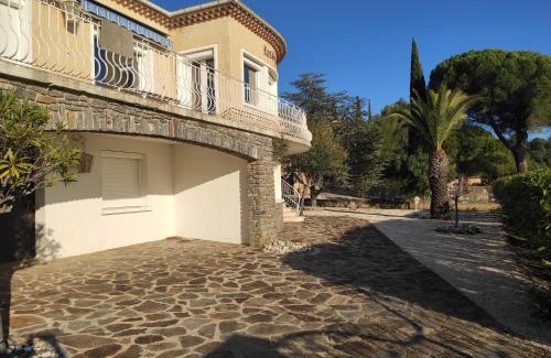 La Londe-les-Maures Apartamento | Meublé tourisme 4*, les pieds dans l'eau, Villa LAS PALMERAS