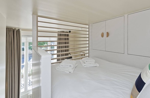 Camden Town with Primrose Hill Apartamento | Mezzanine Flat Listed Terrace Near Primrose Hill