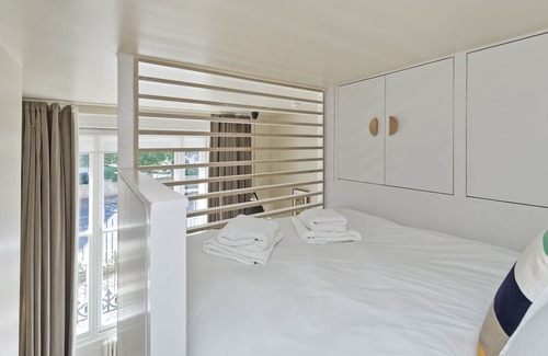 Camden Town with Primrose Hill Apartamento | Mezzanine Flat With Garden Views Near Regents Park