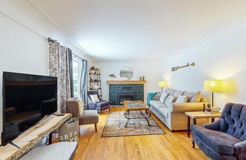 Lake Leelanau Casa | MI Blue Mallard