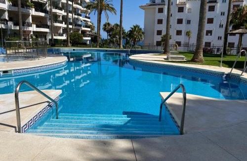 Sitio de Calahonda Apartamento | Mi Capricho Apartment with Sea Views and Gardens