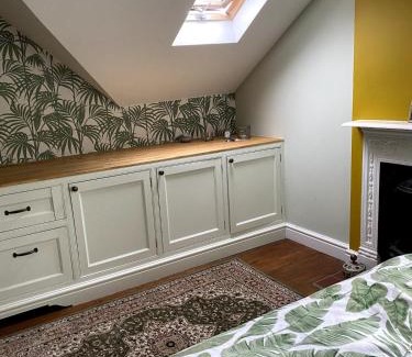 Peasedown Saint John Casa | Mi Casa, Su casa for the summer!