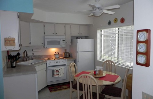 Green Valley Condominio | Mi Casita con Southwest Charm!