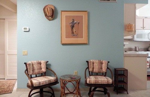 Green Valley Condominio | Mi Casita con Southwest Charm!