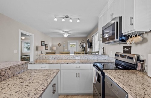 Harkers Island Condominio | Mi Faro 2 Bedroom Duplex by RedAwning
