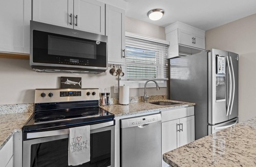 Harkers Island Condominio | Mi Faro 2 Bedroom Duplex by RedAwning
