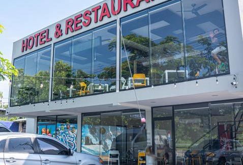 San Luis Talpa Hotel | Mi Tierra Hotel y Restaurante