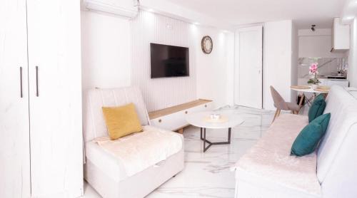 Babilonija Apartamento | Mia Studio Apartment