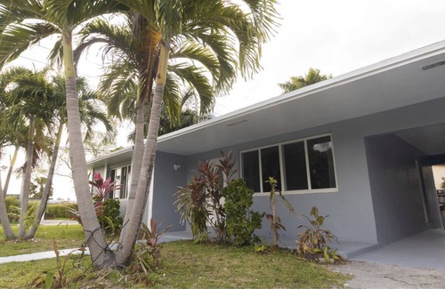 Golden Glades Casa | 💙Miami💙2 BD Gem 💙Self Check-In💙Free Parking