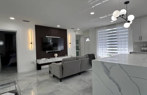 Miami Shores Casa | Miami Luxury Calm Haven 15min To City