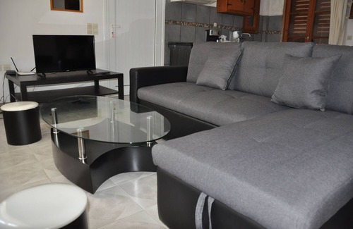 Aliki Apartamento | Michalis Apartments near the beaches with sea view