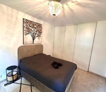 Liberation Apartamento | Michelet - T2 avec balcon et cuisine équipée