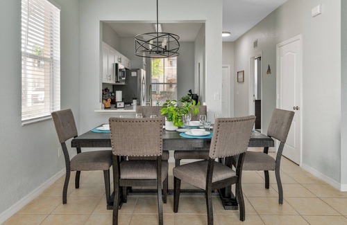 Wellington Casa | New Owner -Mickey's Hideaway- Family Resort with 2 King Suites & Lazy River