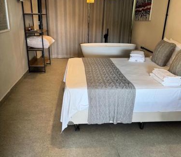 Monte Alegre do Sul Cabina | Micro casa quintal privativo, banheira de imersão