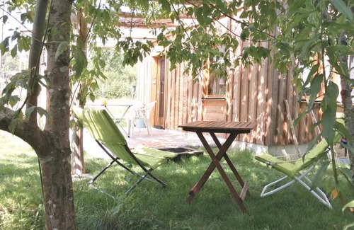 Issac Casa | Micro gite en paille, l'expèrience écologique