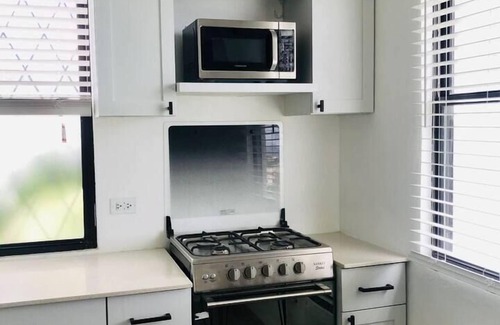 Welches Apartamento | Micro-Studio APT 5B, Oceanview + Pool, Near Beach | @ Paradise Point Barbados